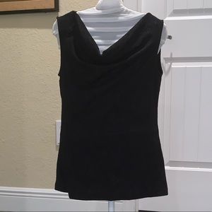 Tahari scoop neck blouse
